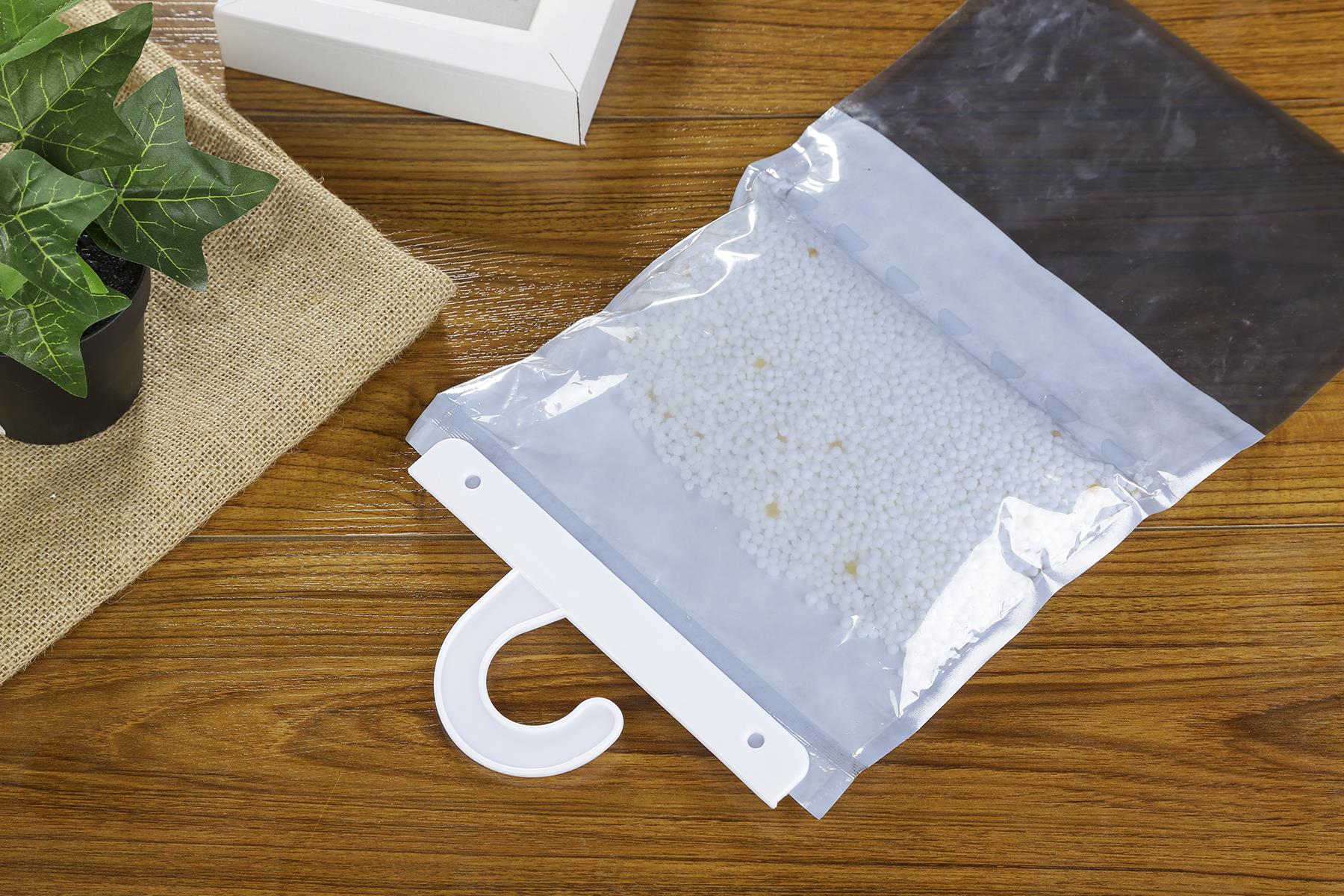 Підвісний шафа з гігроскопічним засобом проти цвілі Bag.jpg Hanging Wardrobe Hygroscopic Anti-mold Desiccant Bag.jpg