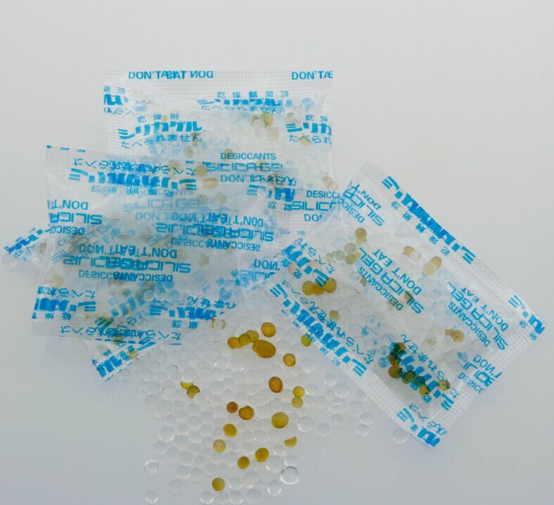 No DMF Desiccant Silica Gel in Plastic Bag with Orange Silicagel Beads No DMF Desiccant Silica Gel in Plastic Bag with Orange Silicagel Beads